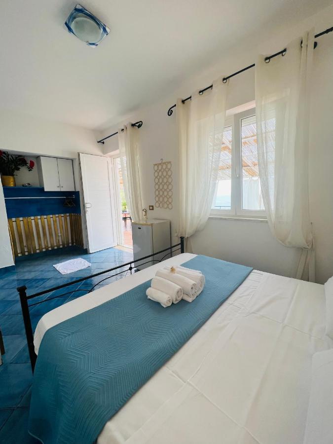 Villa Isabella Ponza Bagian luar foto