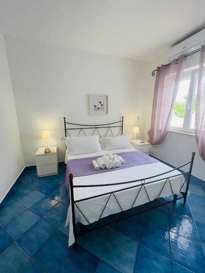Villa Isabella Ponza Bagian luar foto
